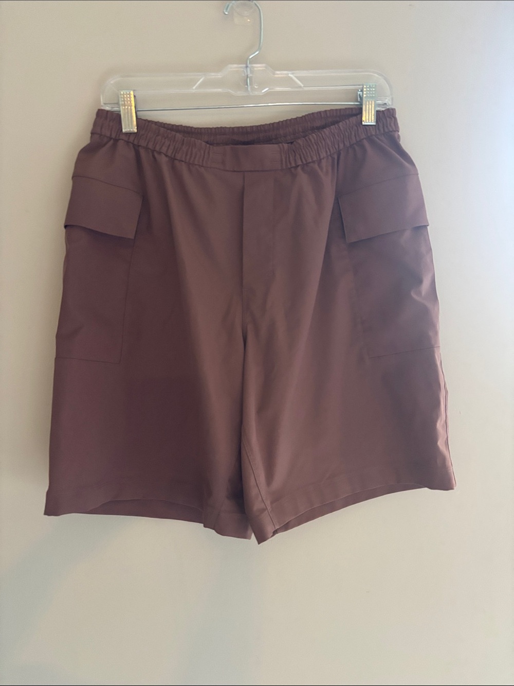 Lululemon Utilitarian Cargo Short 9" size Large